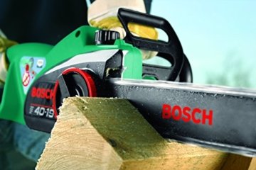 Bosch DIY Kettensäge AKE 40-19 Pro, 80 ml Kettensägeöl, Tragekoffer (1900 W, 40 cm Schwertlänge, 4,7 kg) - 