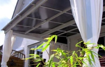 Leco Terrassenüberdachung mit Doppelstegplatten - 